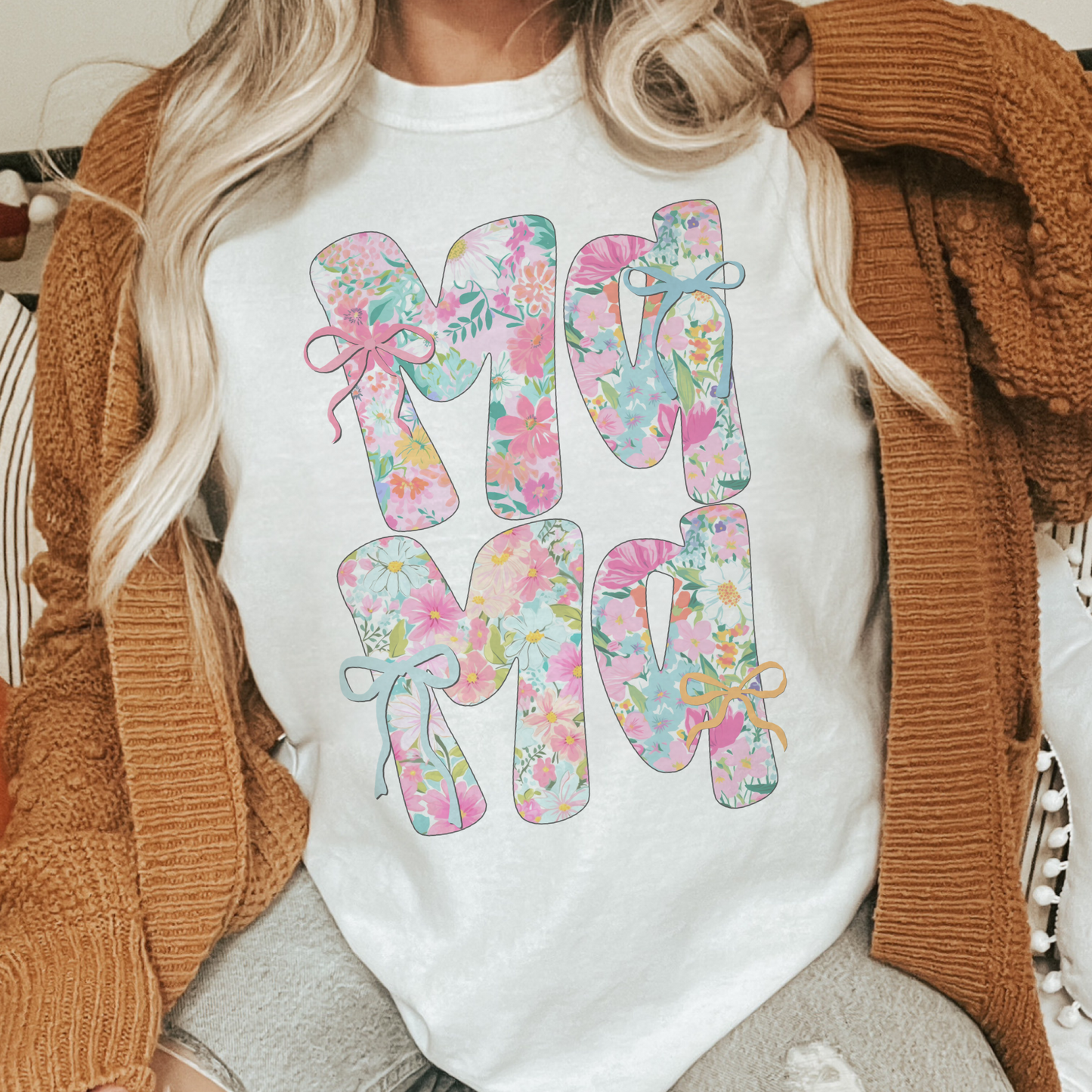 Mama floral mama aesthetic tshirt, cute Mother’s Day tshirt multiple color options, cute mama t-shirts, cute mom tshirt.