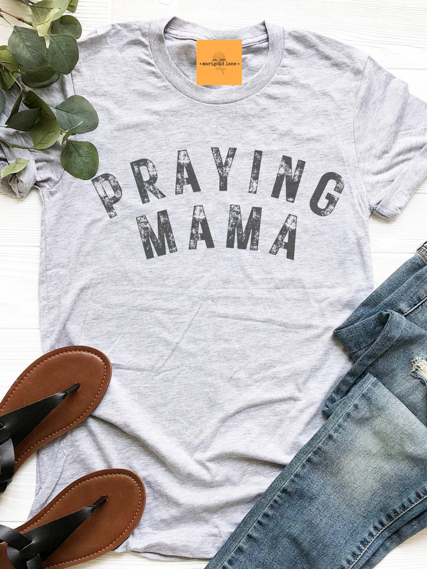 Praying Mama religious aesthetic tshirt, mama checkered tshirt multiple color options, cute christian mama t-shirts, cute mom tshirt.