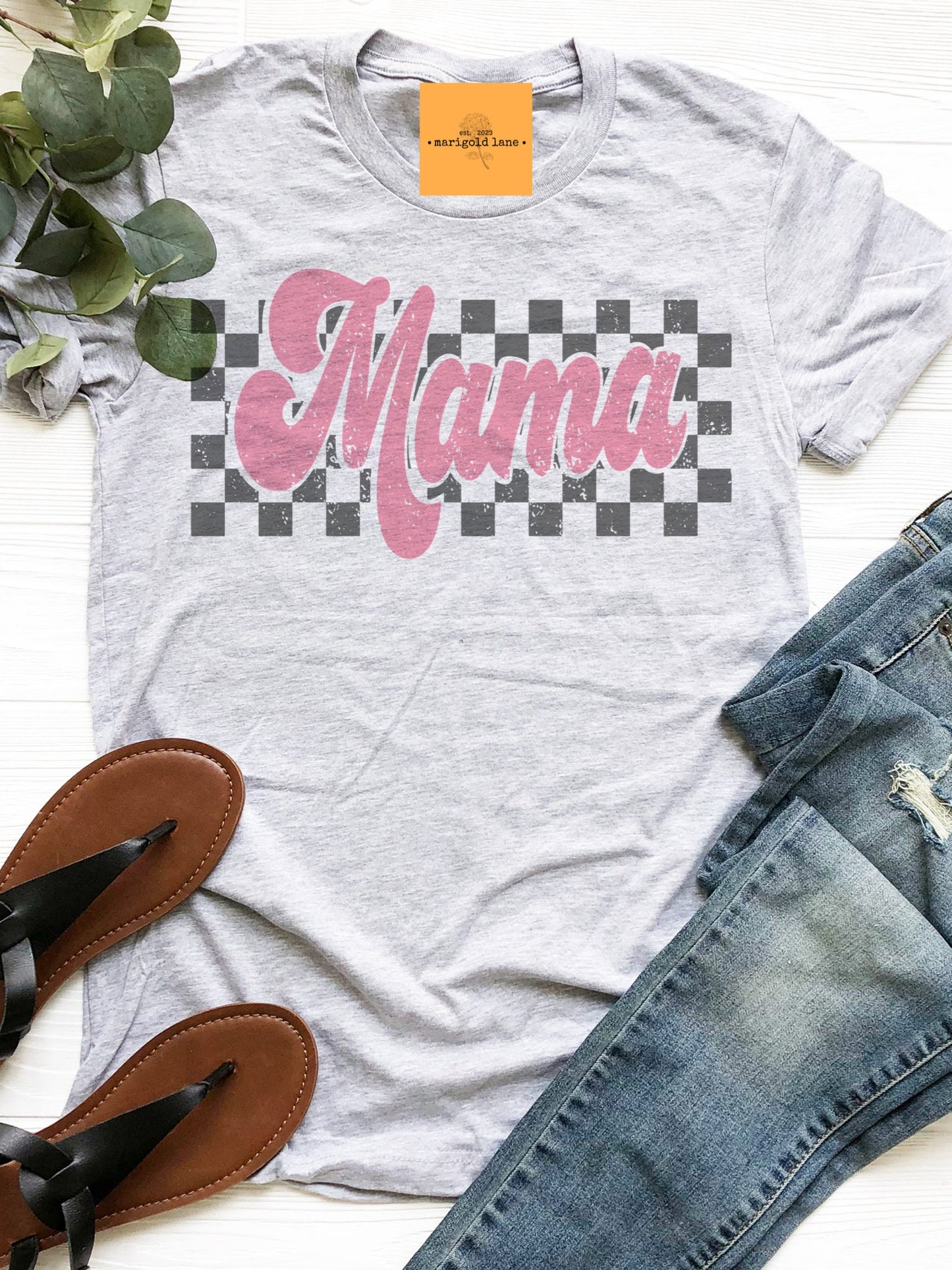 Retro Mama cute mama retro Christian tshirt , smiley, Christian jesus loves you , retro daisy tshirt, heather ash colored unisex T-shirt