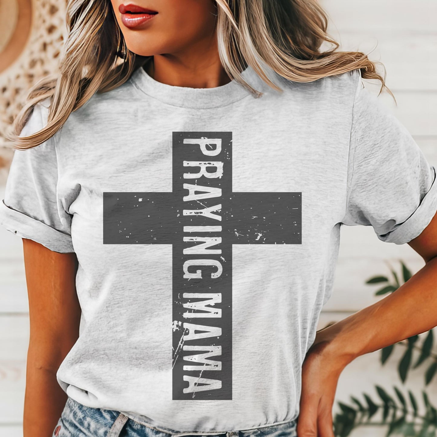Praying Mama tshirt , retro Christian tshirt , smiley, Christian jesus loves you , church tshirt, pastor gift, unisex T-shirt