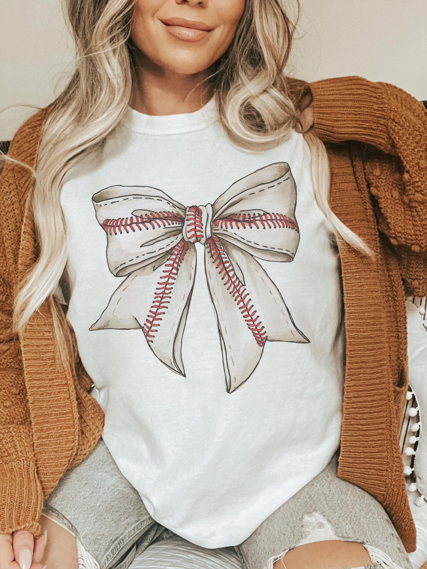 Baseball Bow T-Shirt - Cute Baseball Shirt for Game Day - Girly Baseball Tee - Aesthetic baseball Gift for moms, baseball bow unisex shirt